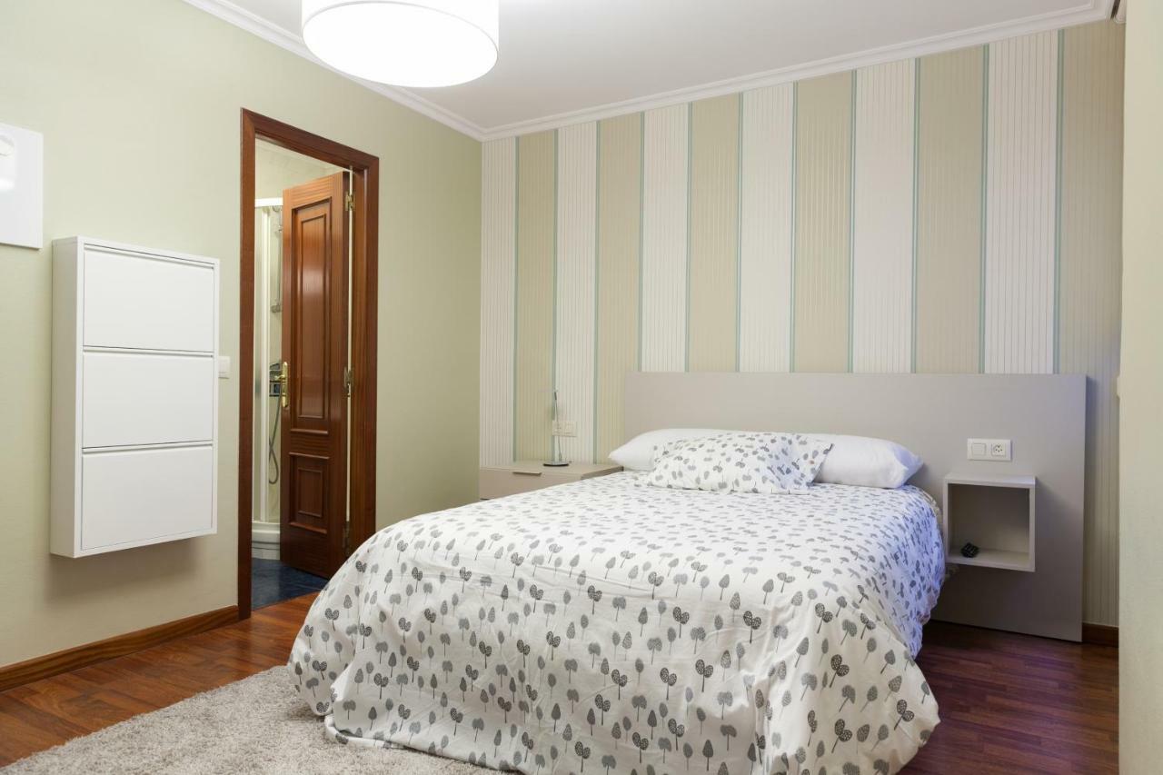 Zafiro Suites Сантяго де Компостела Екстериор снимка