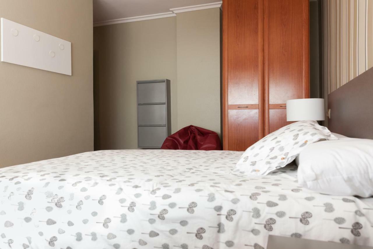 Zafiro Suites Сантяго де Компостела Екстериор снимка