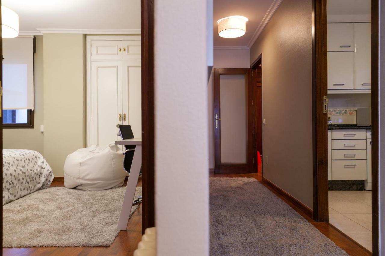 Zafiro Suites Сантяго де Компостела Екстериор снимка