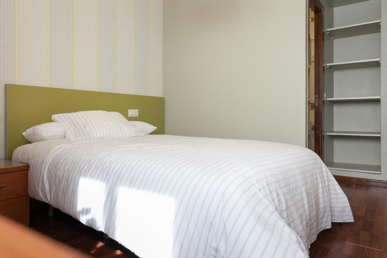 Zafiro Suites Сантяго де Компостела Екстериор снимка